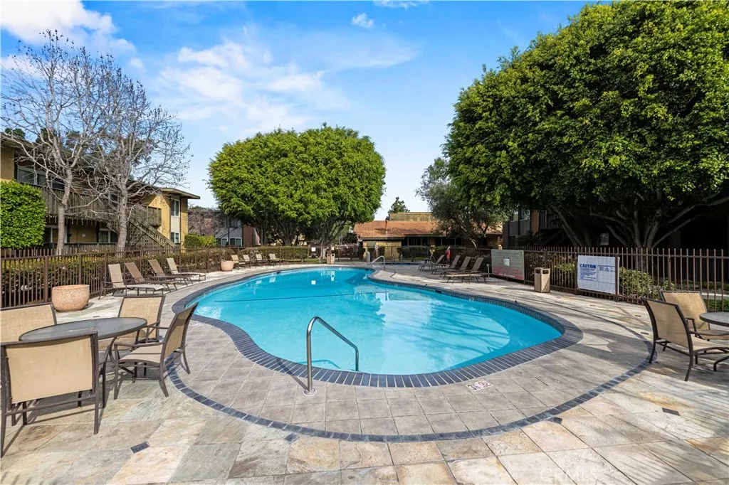 1121 Sepulveda, Torrance, California 90502 home-pic-25