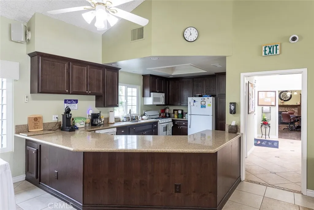 4470 Sapphire Lane, Oceanside, California 92056 home-pic-32