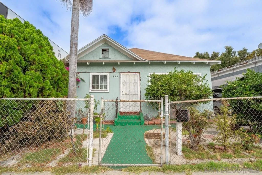 1839 W 20th St, Los Angeles, California 90007 home-pic-2