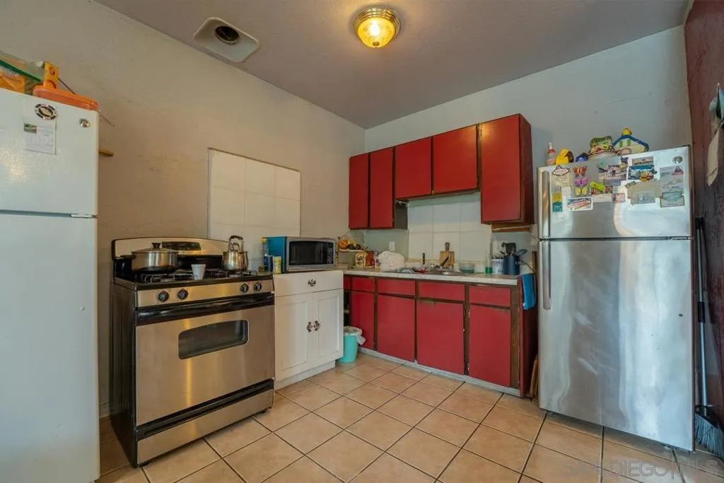1839 W 20th St, Los Angeles, California 90007 home-pic-4