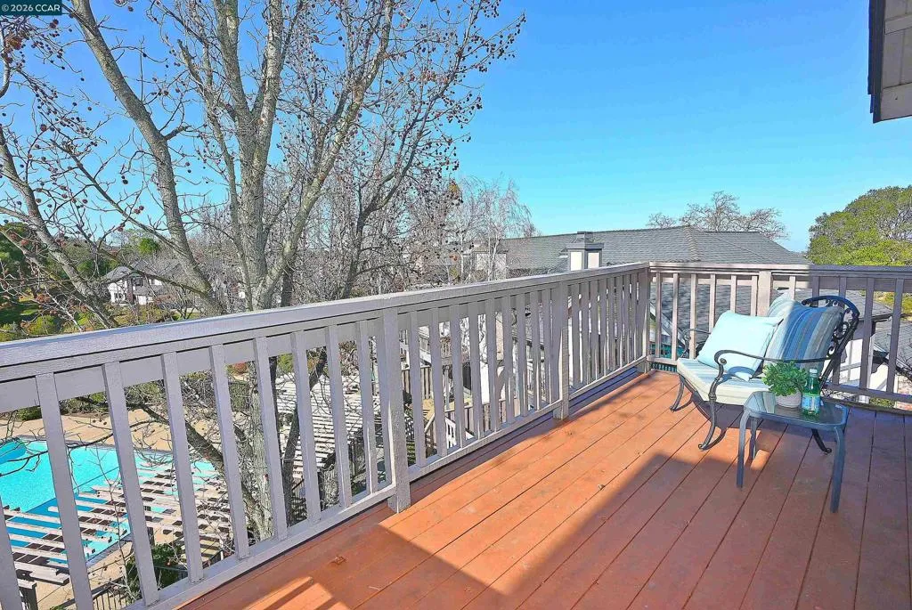137 137 Haslemere, Lafayette, California 94549 home-pic-25