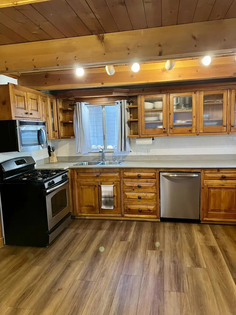 2084 5th Lane, Big Bear, California 92314 home-pic-5