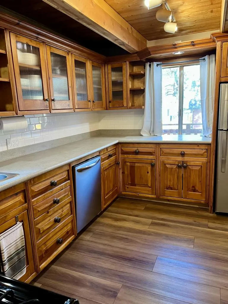 2084 5th Lane, Big Bear, California 92314 home-pic-7
