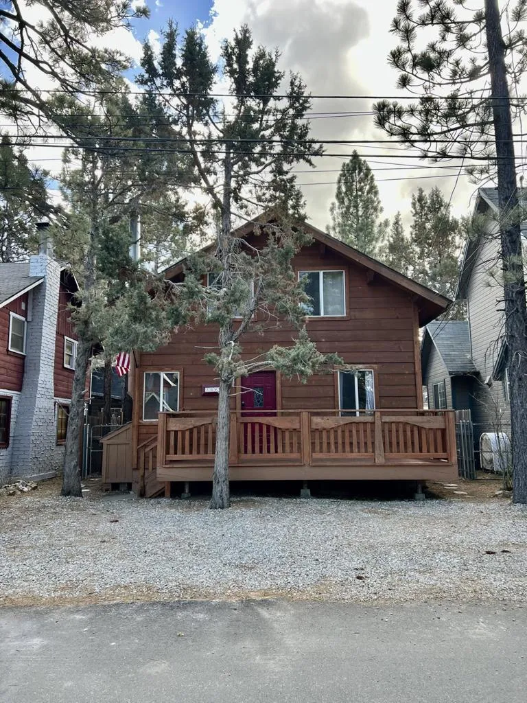 2084 5th Lane, Big Bear, California 92314 home-pic-3