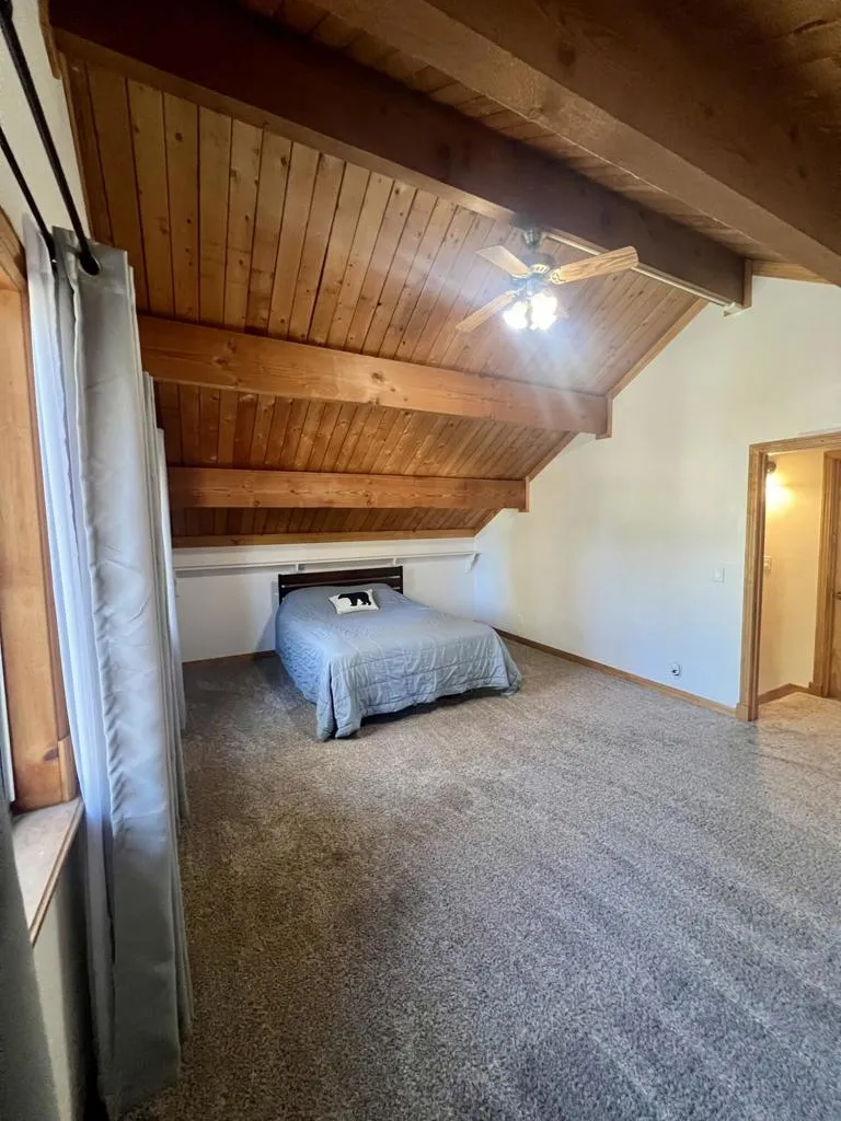 2084 5th Lane, Big Bear, California 92314 home-pic-17