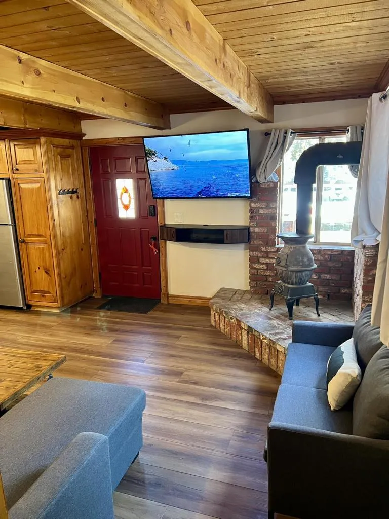 2084 5th Lane, Big Bear, California 92314 home-pic-11