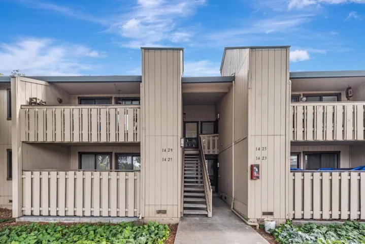1427 Alma Loop, San Jose, California 95125