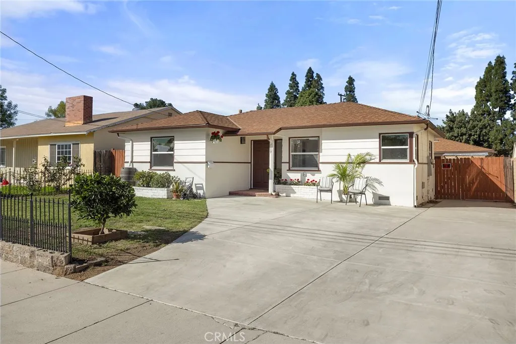 719 S Walnut, Brea, California 92821 home-pic-29
