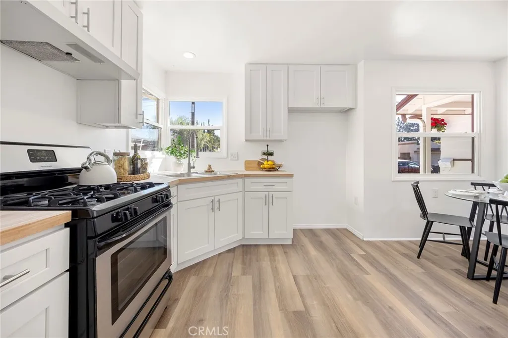 719 S Walnut, Brea, California 92821 home-pic-8