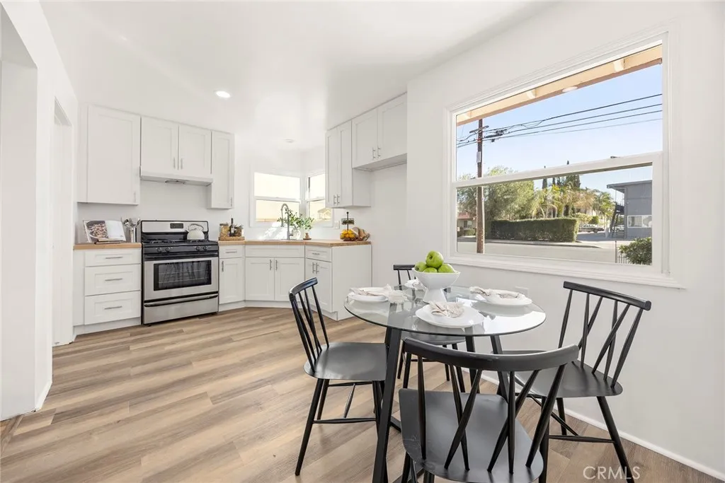 719 S Walnut, Brea, California 92821 home-pic-6