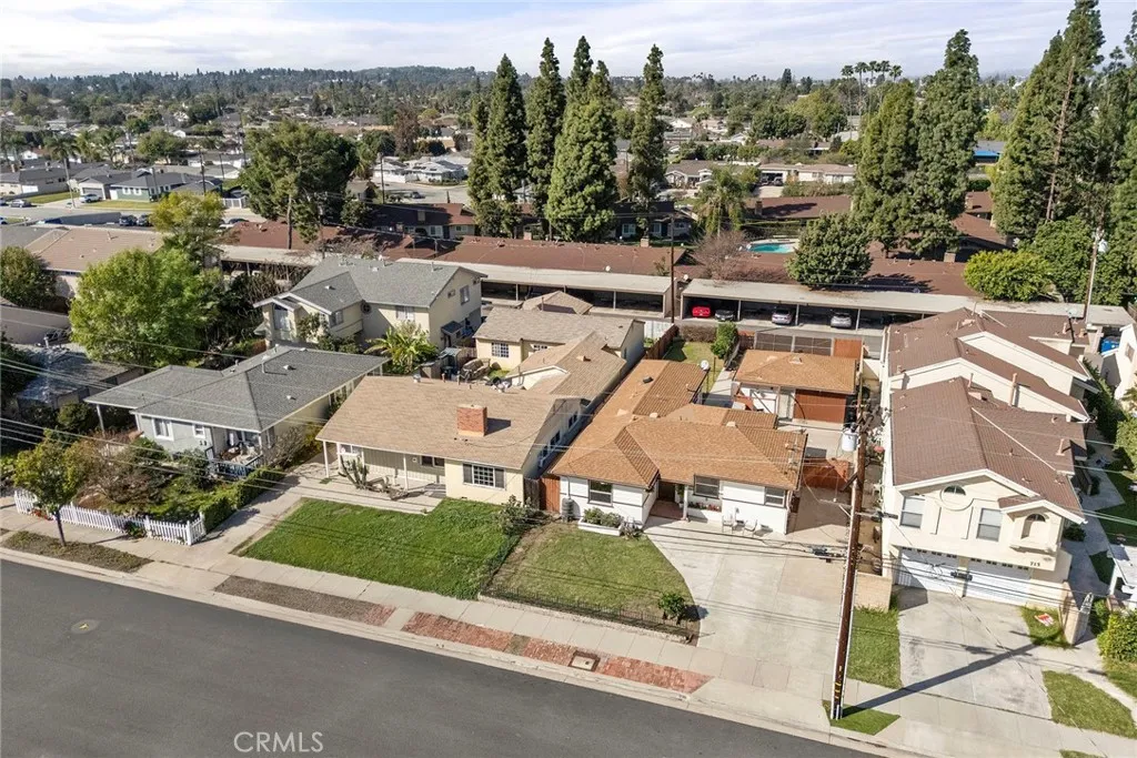 719 S Walnut, Brea, California 92821 home-pic-28