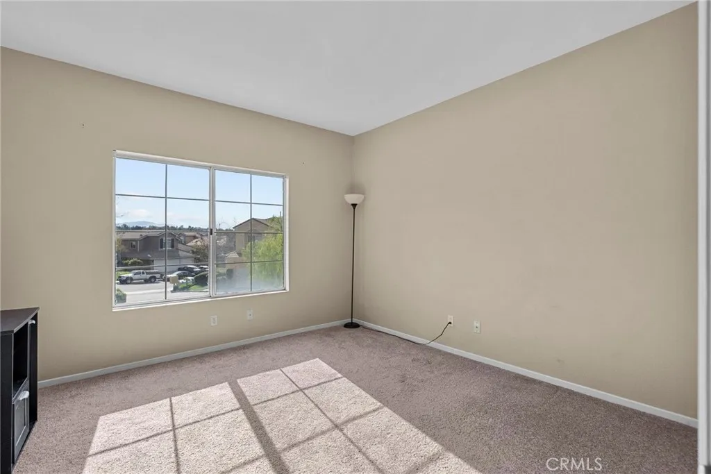 27915 Skycrest Circle, Valencia, California 91354 home-pic-21