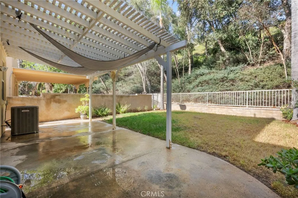 27915 Skycrest Circle, Valencia, California 91354 home-pic-13