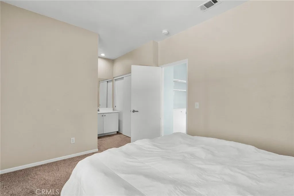 27915 Skycrest Circle, Valencia, California 91354 home-pic-18