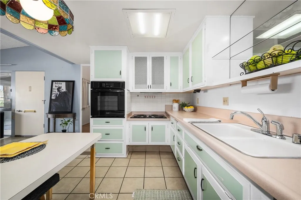 1502 Golden Rain Road 46j, Seal Beach, California 90740 home-pic-23