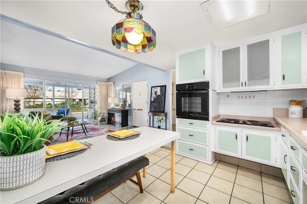 1502 Golden Rain Road 46j, Seal Beach, California 90740 home-pic-24