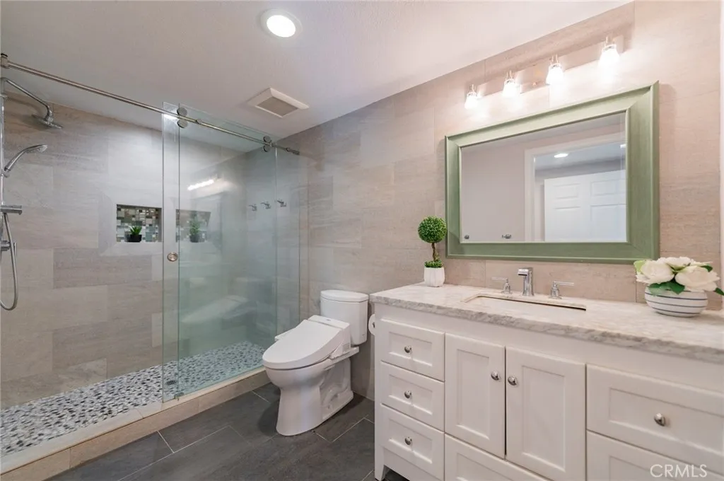 26 Morning Dove, Irvine, California 92604 home-pic-16