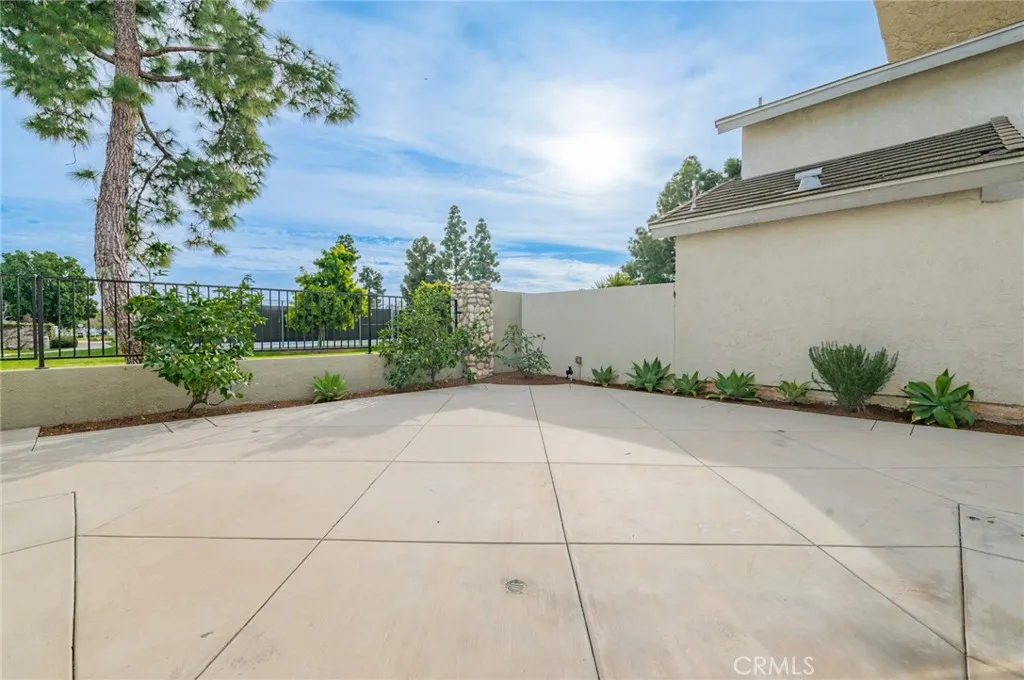 26 Morning Dove, Irvine, California 92604 home-pic-17