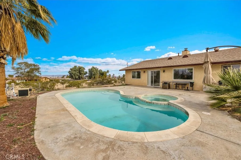 72674 Granite, 29 Palms, California 92277 home-pic-20