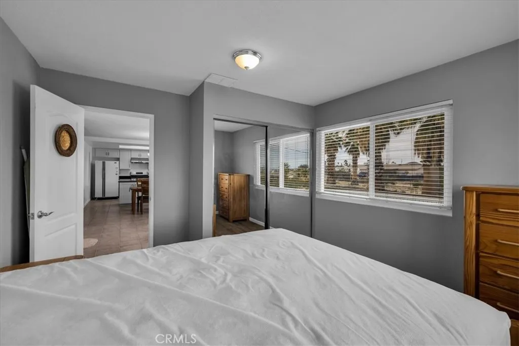 72674 Granite, 29 Palms, California 92277 home-pic-16