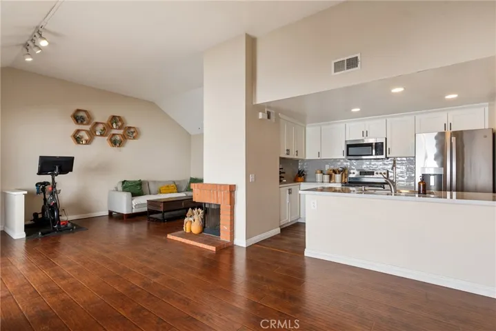 12 Filare, Irvine, California 92620