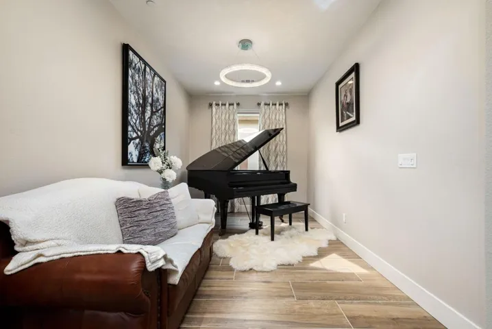 39-web-or-mls-AMHavasu_OPMG_0126_039