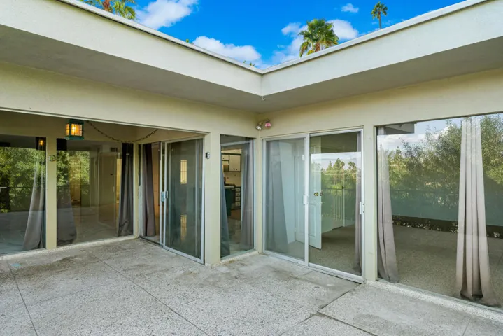 42-print-JBSouthridge_OPMG_1125_042