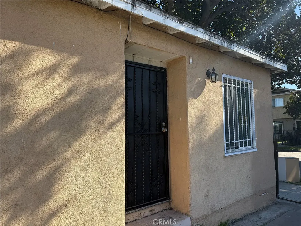 45 E 69th Way, Long Beach, California 90805 home-pic-4