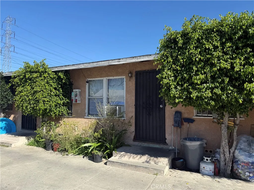 45 E 69th Way, Long Beach, California 90805 home-pic-6