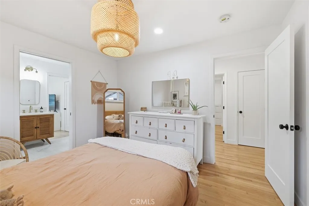 7337 W 88th Street, Los Angeles, California 90045 home-pic-18
