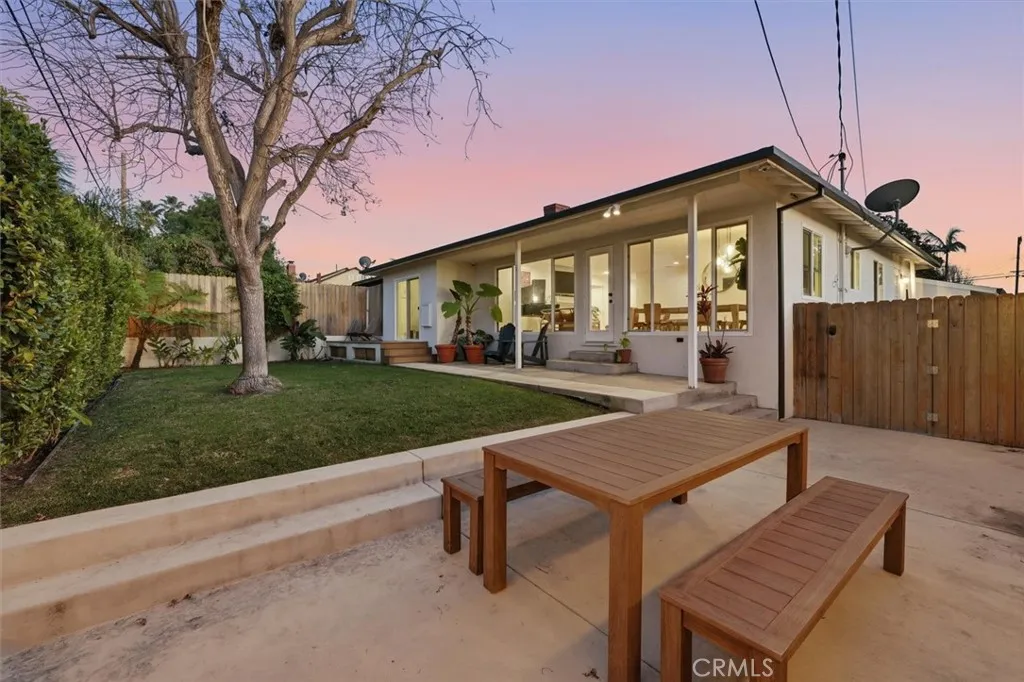 7337 W 88th Street, Los Angeles, California 90045 home-pic-35