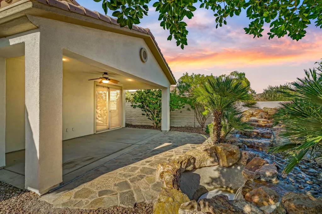 40848 Calle Santa Cruz, Indio, California 92203 home-pic-2