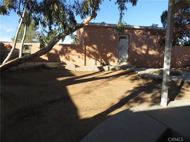 BACKYARD AND WORKSHOP ENTRY