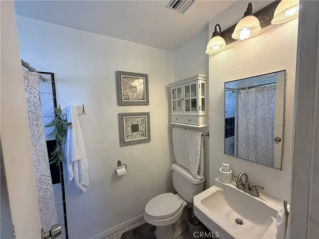 PRIMARY 1 BATHROOM