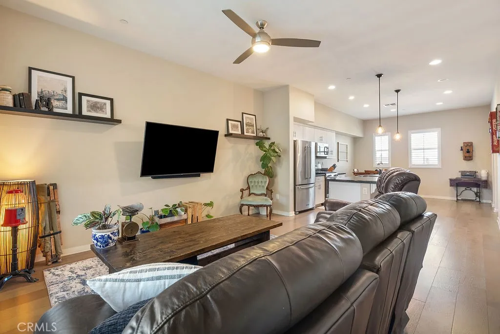 673 Sawyer, Upland, California 91786 home-pic-2