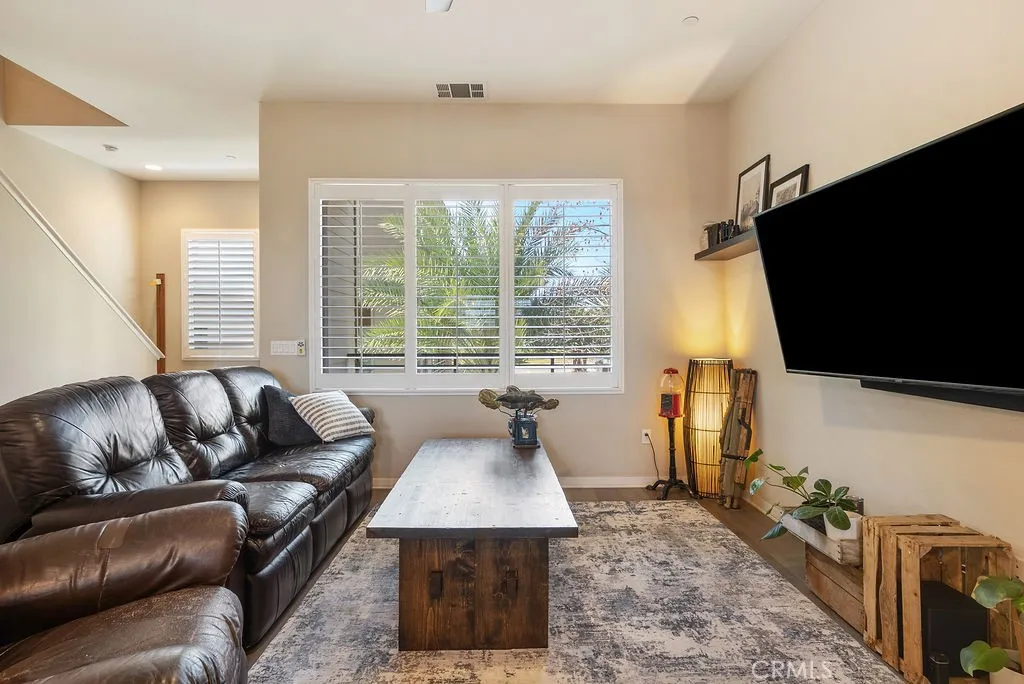 673 Sawyer, Upland, California 91786 home-pic-3