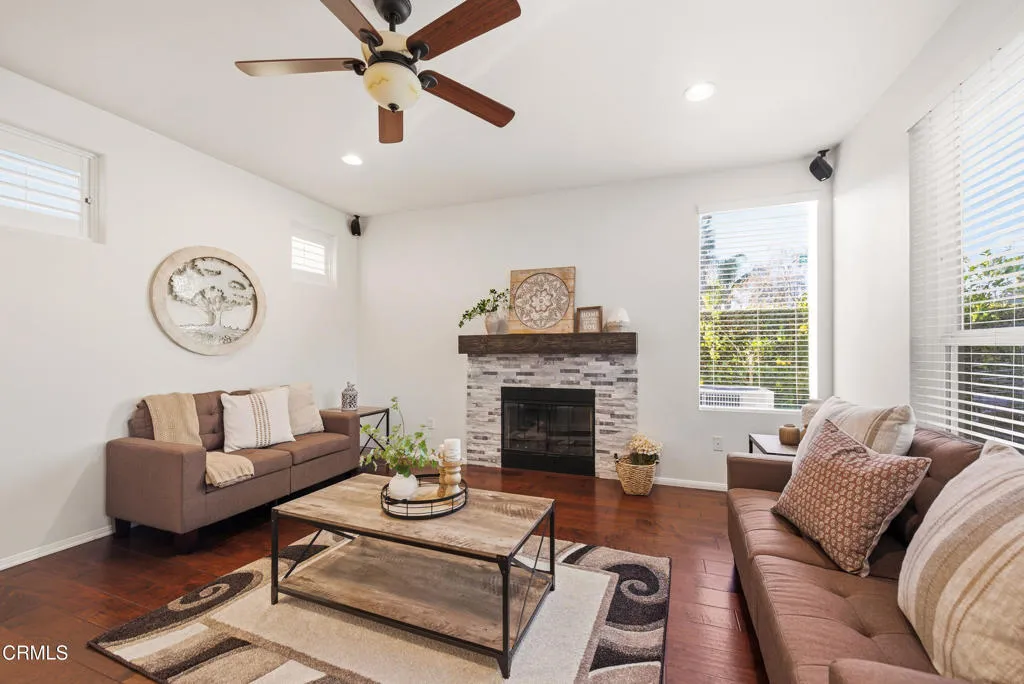 4609 Calle Descanso, Camarillo, California 93012 home-pic-12