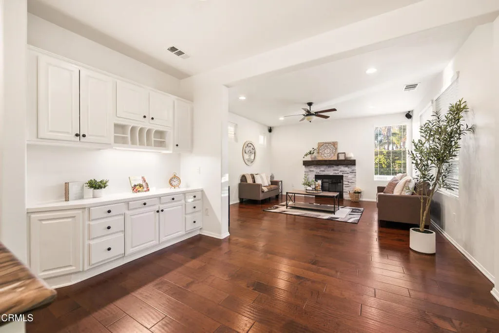 4609 Calle Descanso, Camarillo, California 93012 home-pic-24
