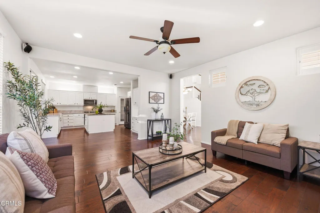 4609 Calle Descanso, Camarillo, California 93012 home-pic-13