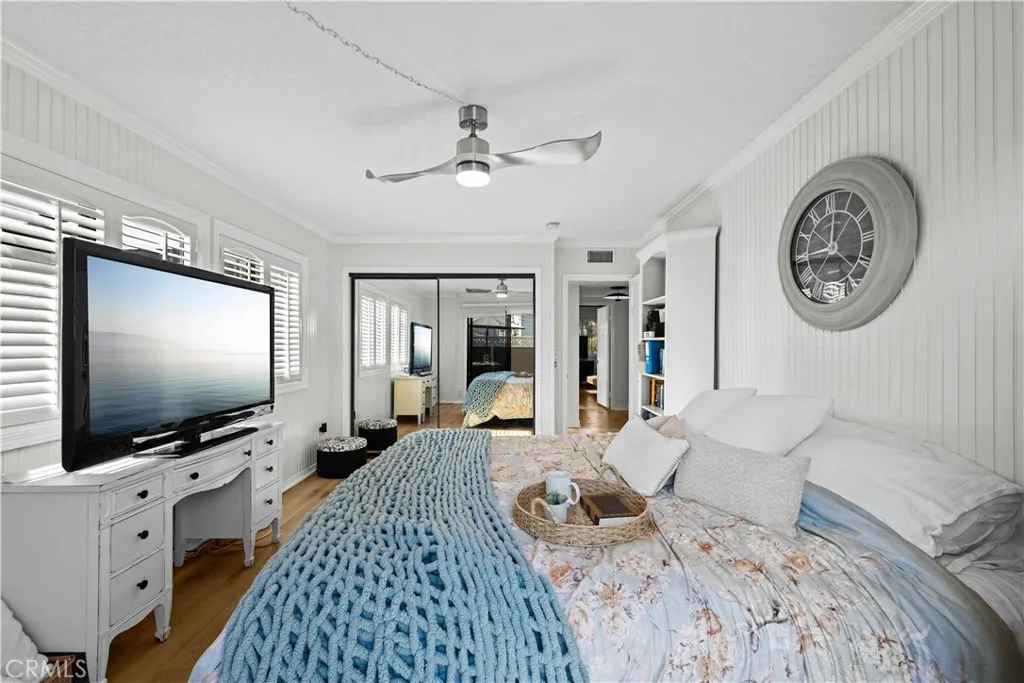 86 Via Di Roma Walk, Long Beach, California 90803 home-pic-24