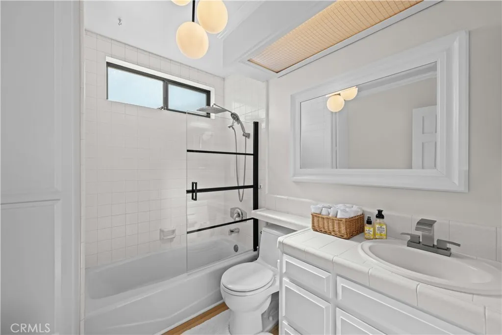 86 Via Di Roma Walk, Long Beach, California 90803 home-pic-29
