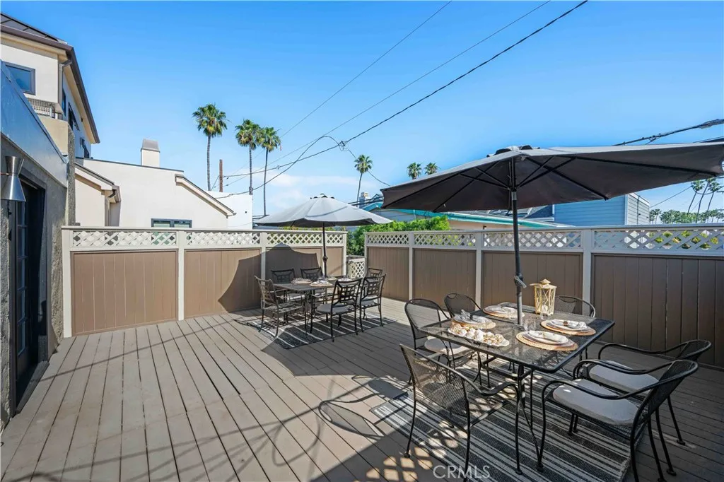 86 Via Di Roma Walk, Long Beach, California 90803 home-pic-25