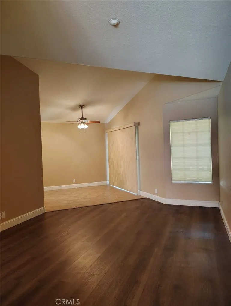 19229 Palo Verde Drive, Apple Valley, California 92308 home-pic-18