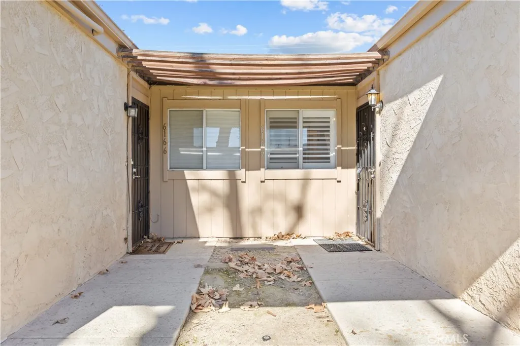 616 S Santa Fe, Hemet, California 92543 home-pic-5