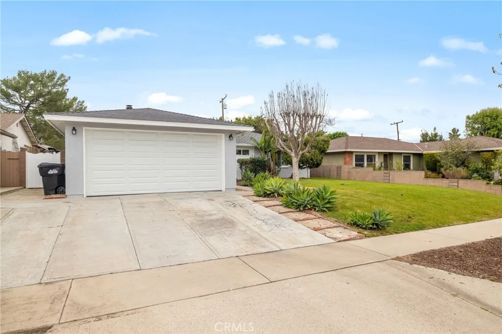 11915 Tigrina, Whittier, California 90604 home-pic-1