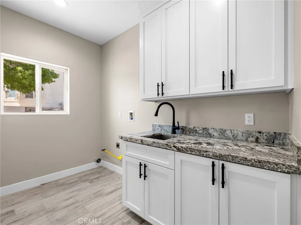 16465 Koda Road, Apple Valley, California 92307 home-pic-26