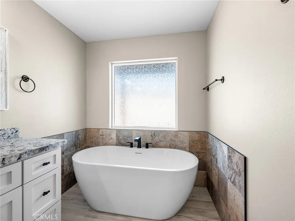 16465 Koda Road, Apple Valley, California 92307 home-pic-41