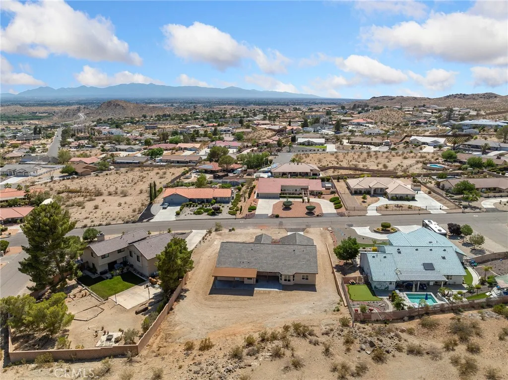 16465 Koda Road, Apple Valley, California 92307 home-pic-46
