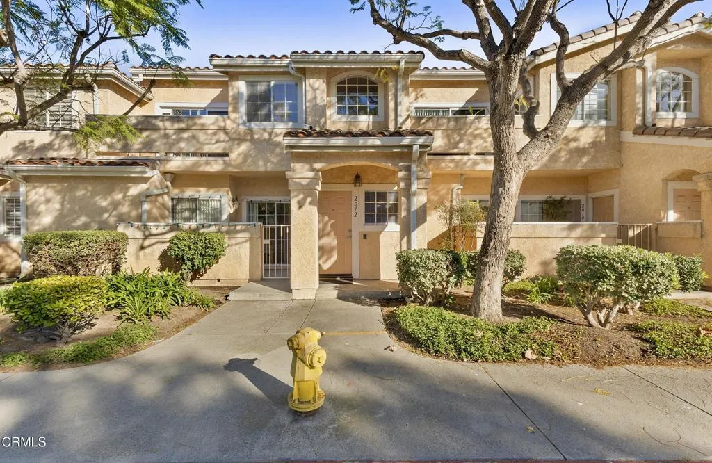 2012 Blackberry Circle, Oxnard, California 93036 home-pic-1