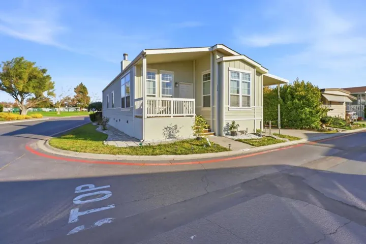 1220 Tasman Drive, Sunnyvale, California 94089